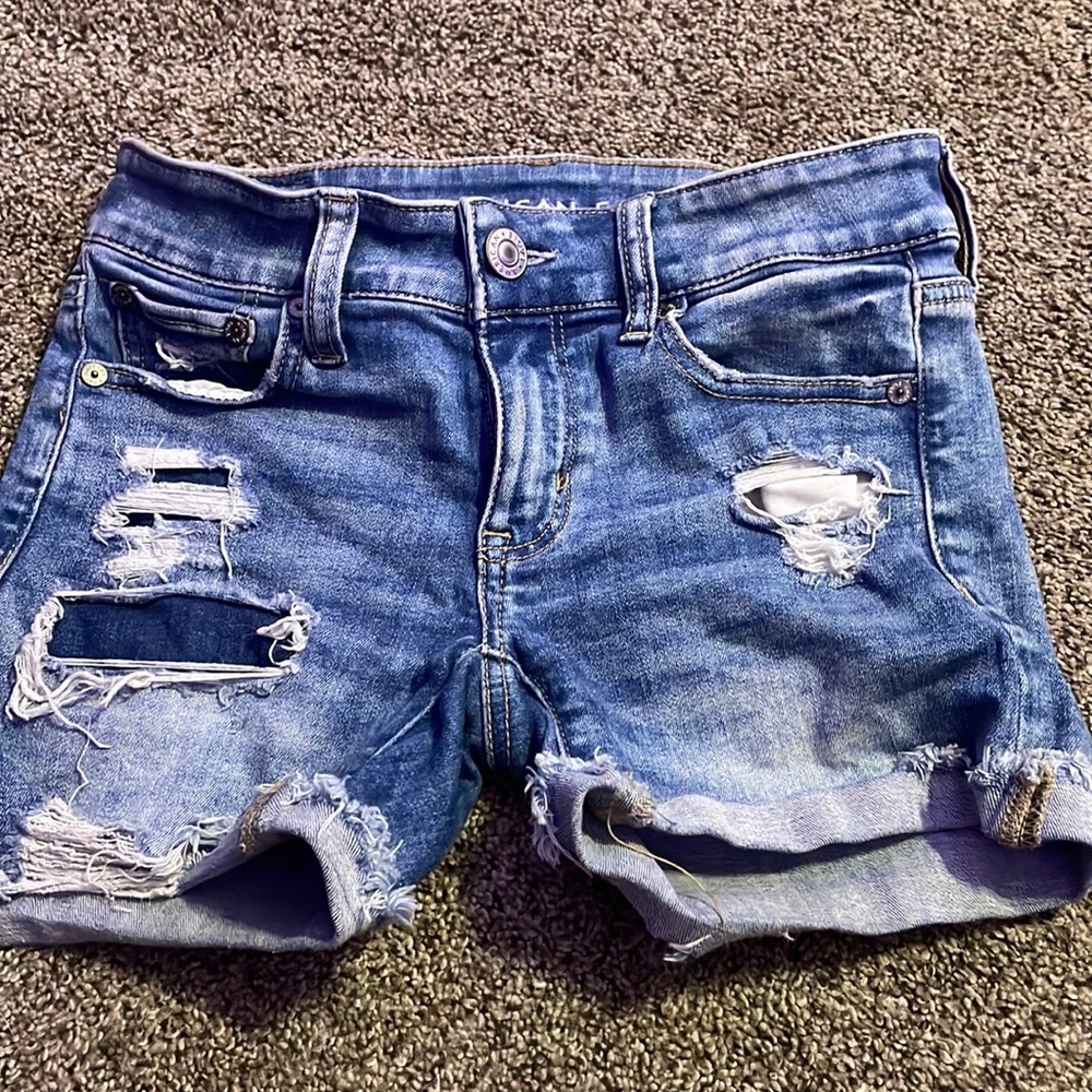 Kid shorts Hollister and American eagle